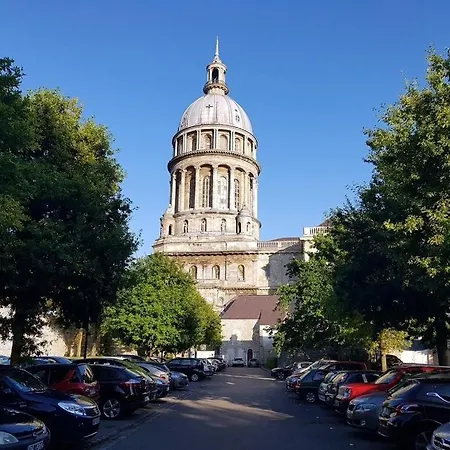 Lumineux T2 Vieille 3pers Parking Gratuit - By La Source D'orfee Lägenhet *