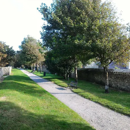 Apartment Lumineux T2 Vieille 3pers Parking Gratuit - By La Source D'orfee Boulogne-sur-Mer